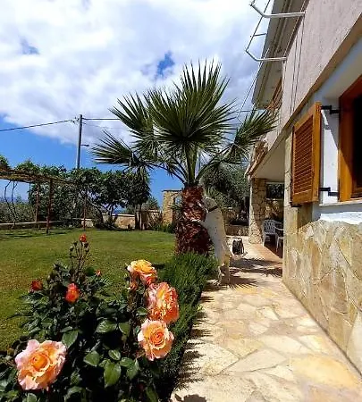 Porto Vito Apartment Aigosthena Exterior photo